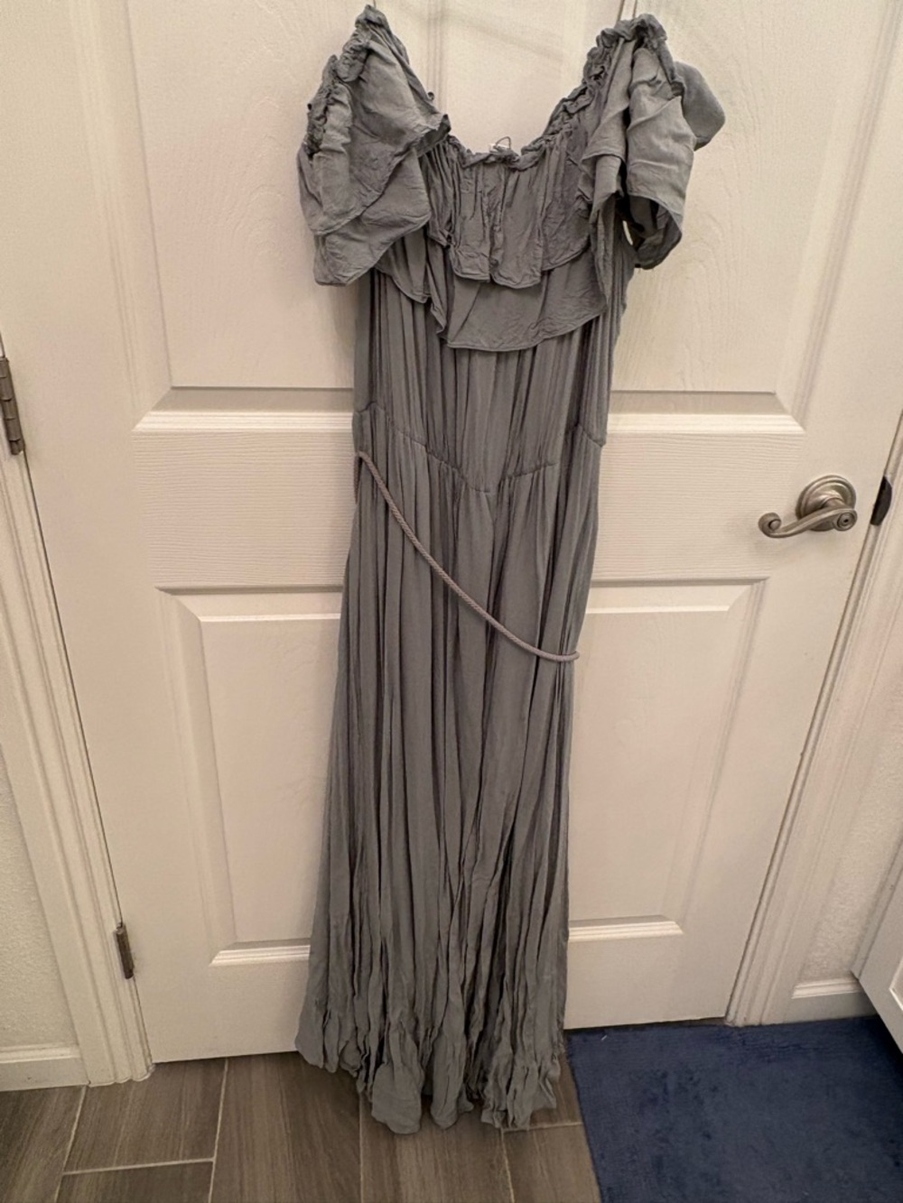Women's Light Gray Ruffled Off-Shoulder Maxi Dress